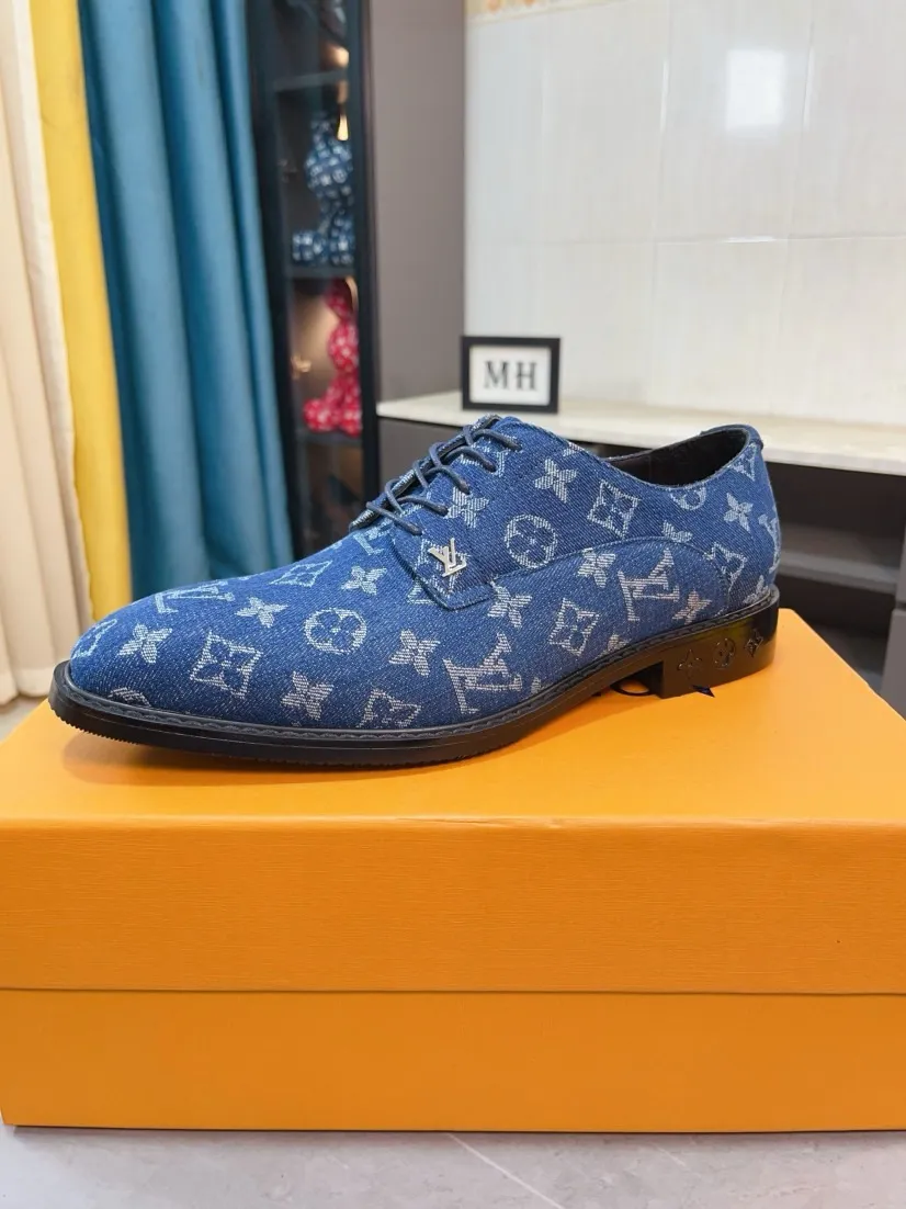 Ex-factory price 720🌹🌹High version [LV] Louis Vuitton's popular casual leather shoes🎖Fashionable and elegant🎖🎖Material: Original imported open-edge beaded cowhide, washed cowhide leather lining, original open-molded rubber outsole, high-end and classy, ​​elegant quality, instantly transforming into a handsome man ❤❤Standard\nNumber: 38-44